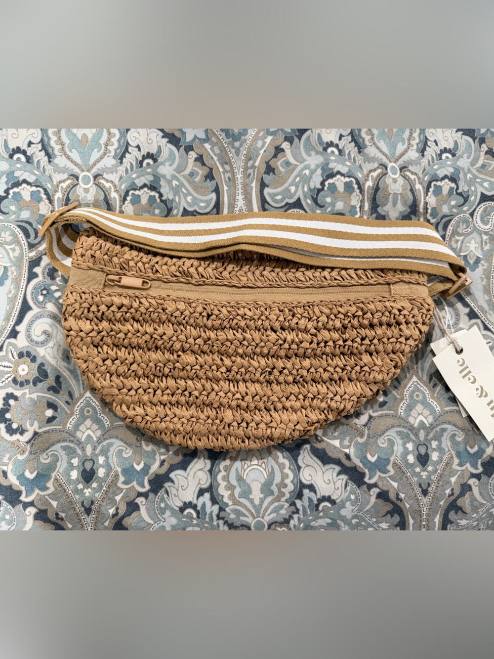Lu & Elle Tan Raffia Crossbody Bag - Picture 2 of 2